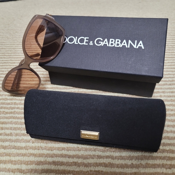 Dolce & Gabbana DG4168 sunglasses - Picture 6 of 6